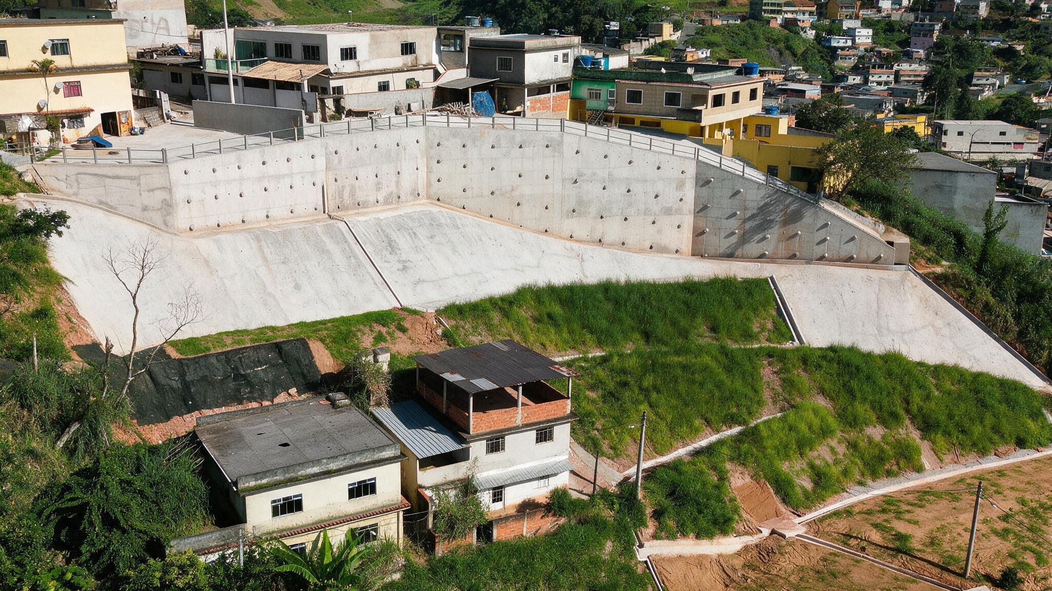 img-projeto-estabilizacao-de-encostas-rio-claro-04-website-geomecanica-01a